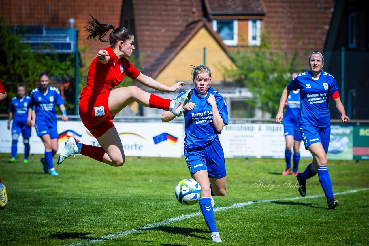 Bild 110 - F TSV Zarpen - Holstein Kiel II : Ergebnis: 2:6